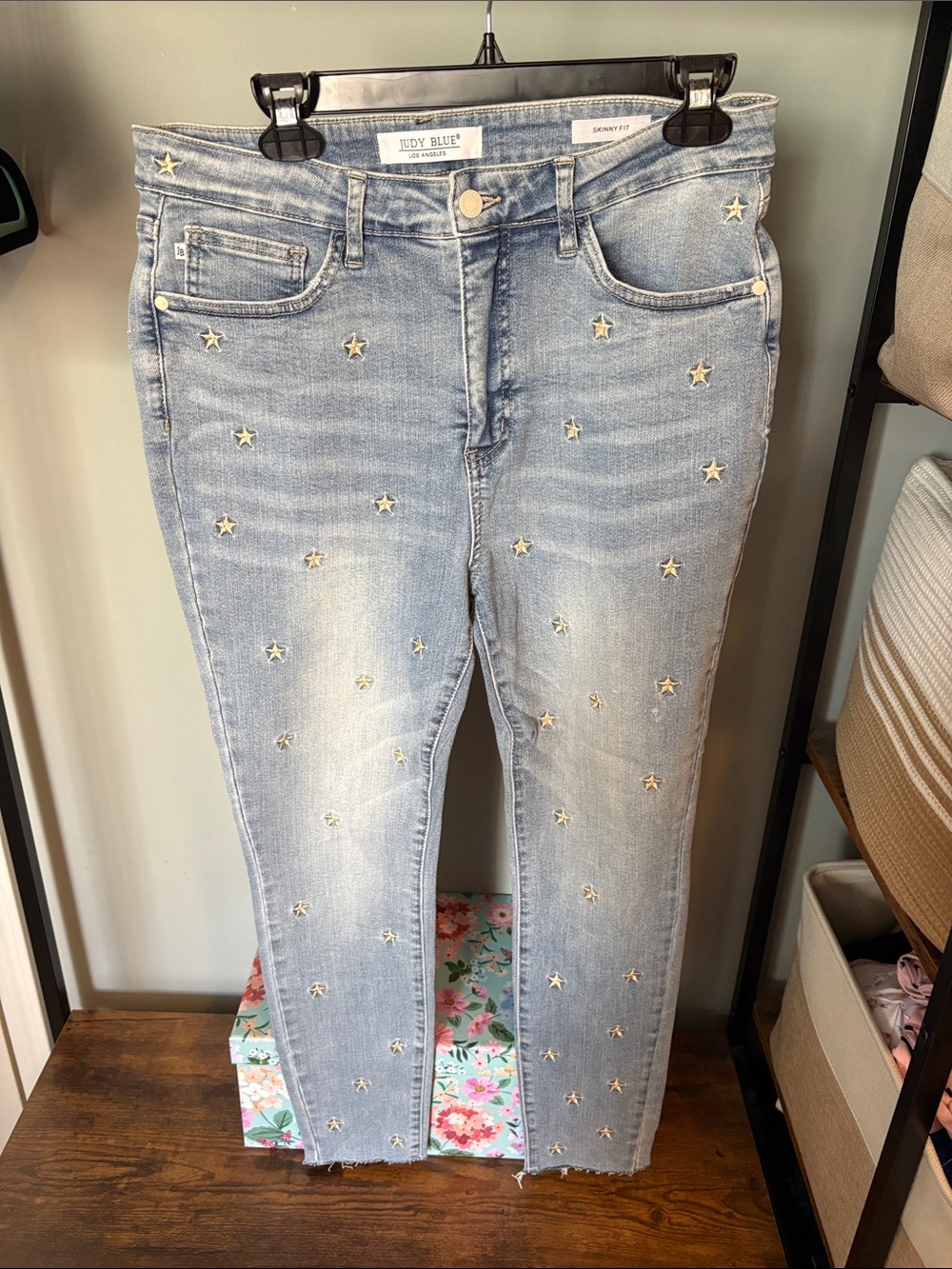 Judy Blue Light Wash Skinny Jeans with White Star Embellishments